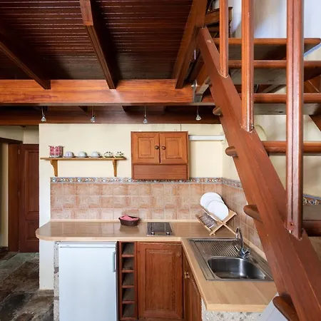 Homelike Century Nature House Σπίτι διακοπών *